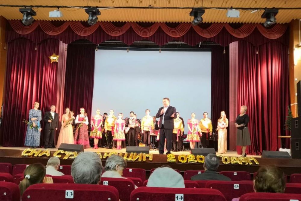 Артисты МОФ выступили с Новогодним гала-концертом в Калужской области