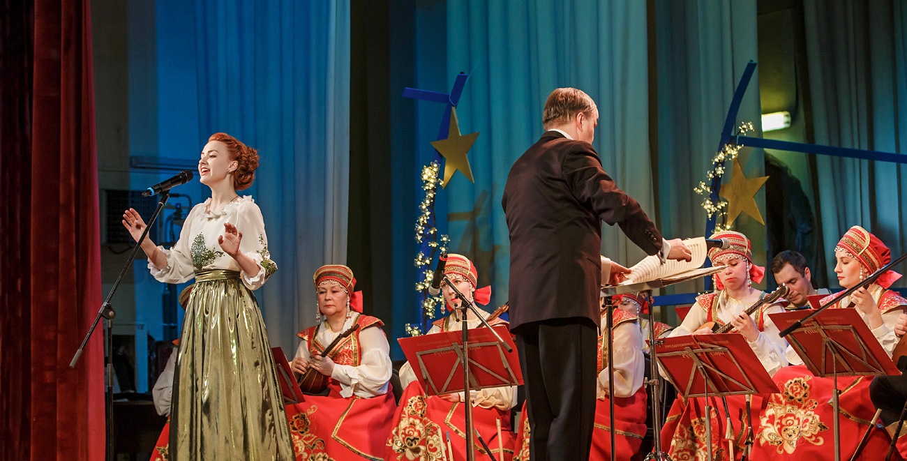 Выступление оркестра «Русские узоры» на гала-концерте конкурса «Поединки хоров»
