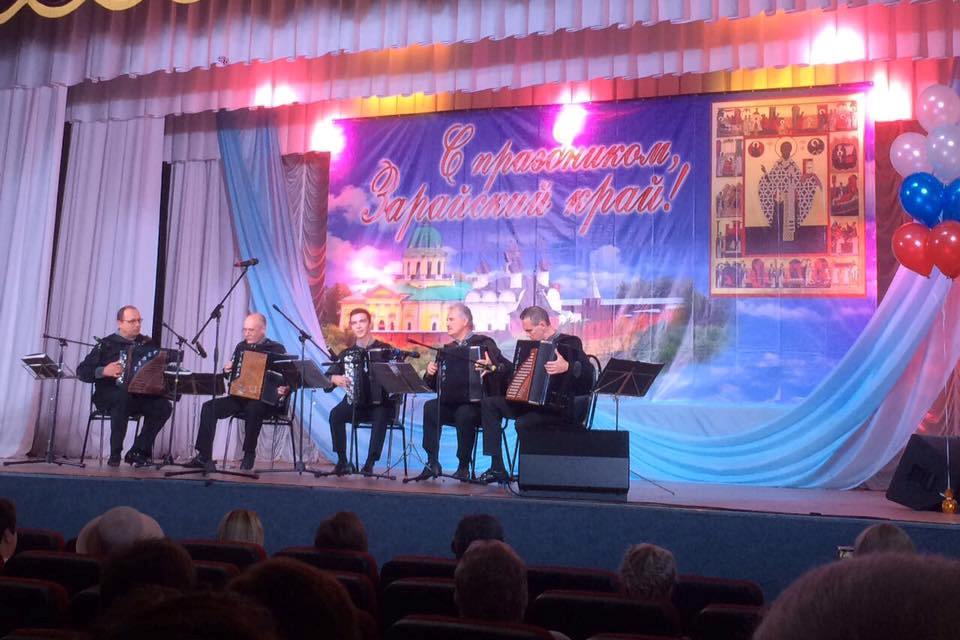 «Русский тембр» и Людмила Боталова исполнили любимые мелодии в Зарайске