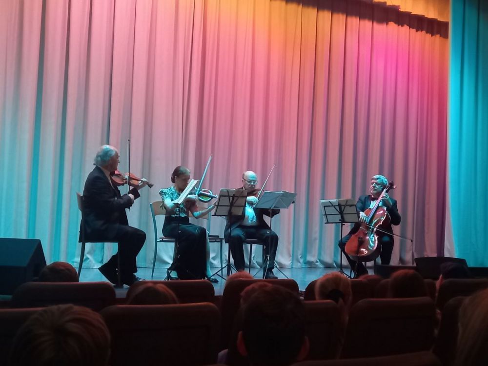 Музыкальные коллективы филармонии выступили в оздоровительном комплексе «Левково»