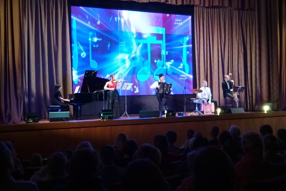 Айдар Гайнуллин и ансамбль «Эйфория» выступили в Подольске с программой «Танго любви»