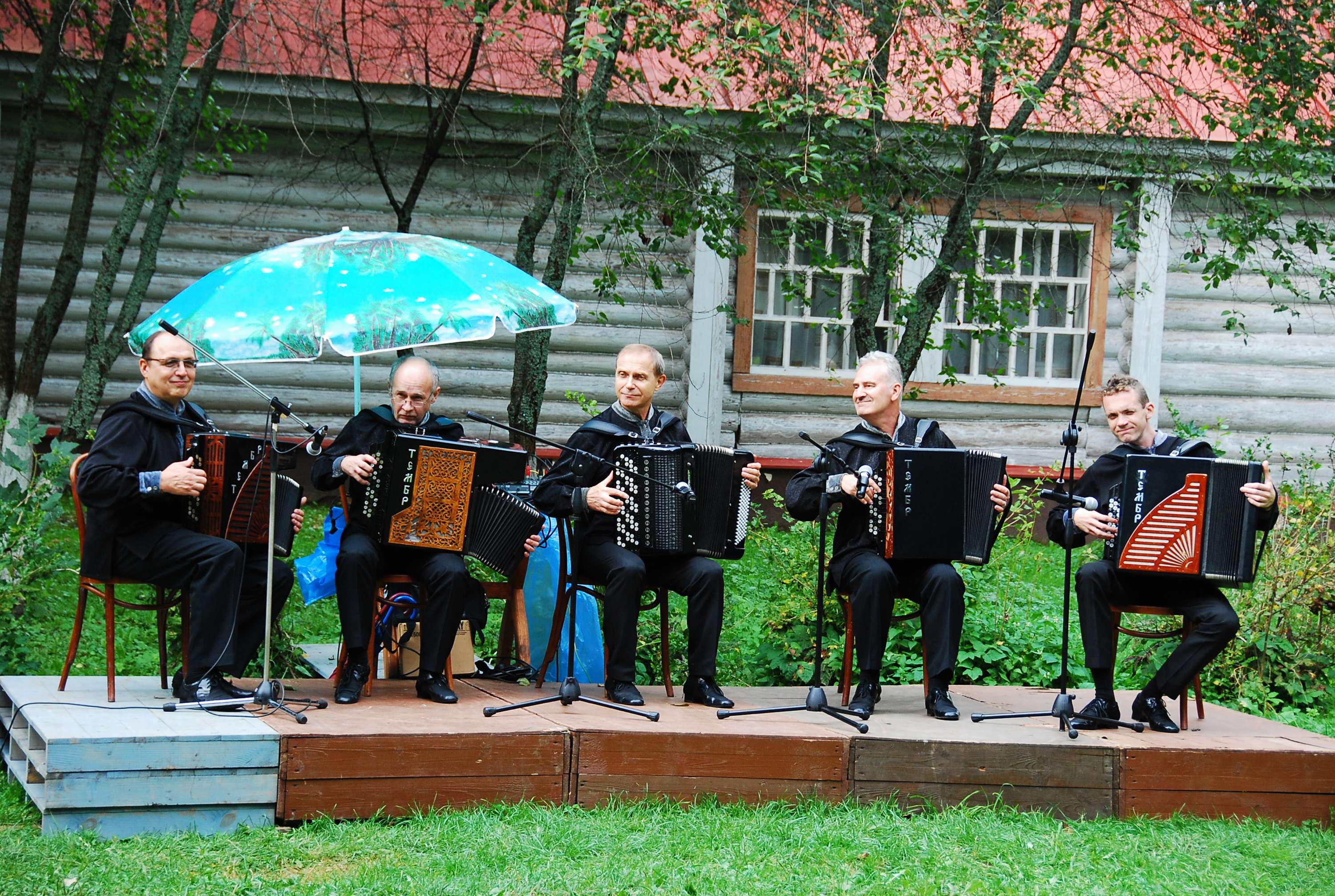 Three Saviour days: MRP’s ensembles at Chekhov Museum
