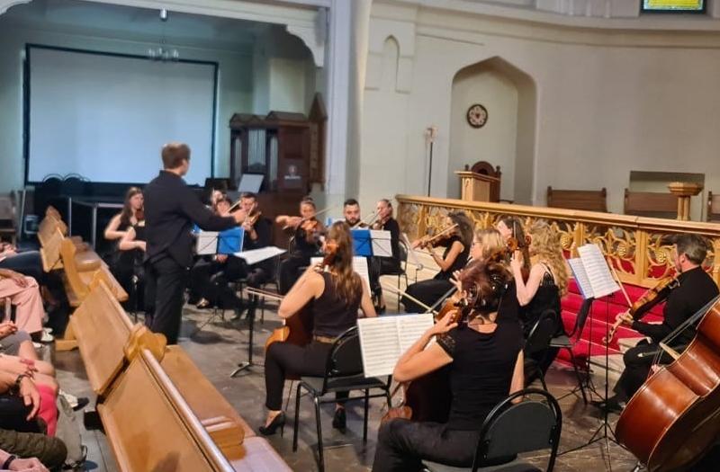 «Инструментальная капелла» сыграла музыку Моцарта и Вивальди в Соборе свв. Петра и Павла