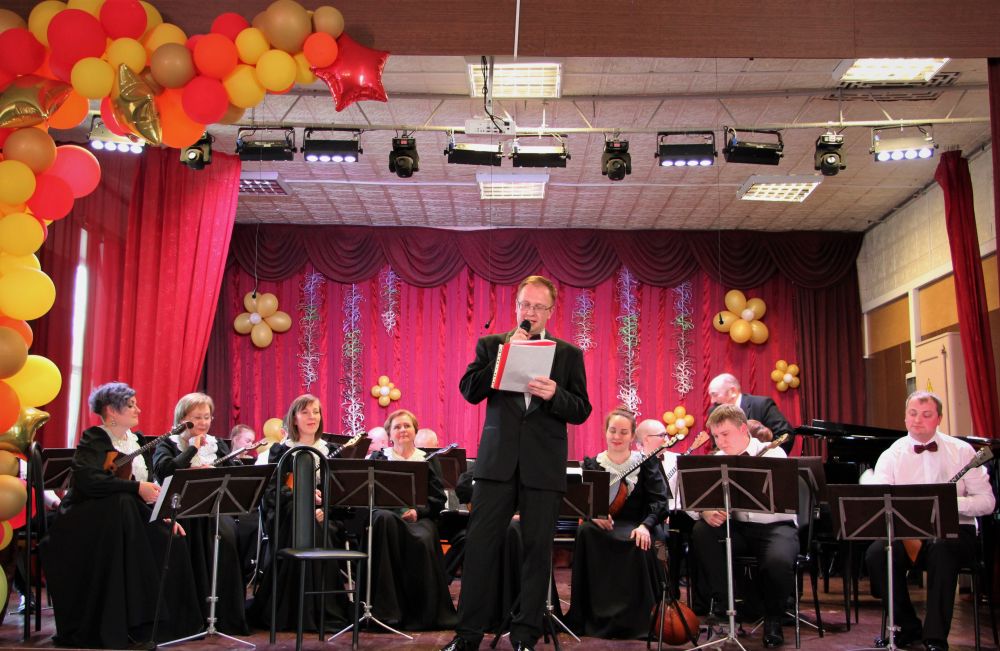 «Русские узоры» сыграли с юными музыкантами в Рошальской ДШИ и отпраздновали 100-летие Астора Пьяццоллы в Ногинске