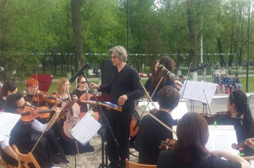 Популярная музыка в парке: «Инструментальная капелла» выступила в Реутове