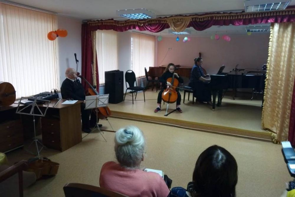 «Детская филармония» в Серпухове: мастер-класс и концерт Александра Загоринского