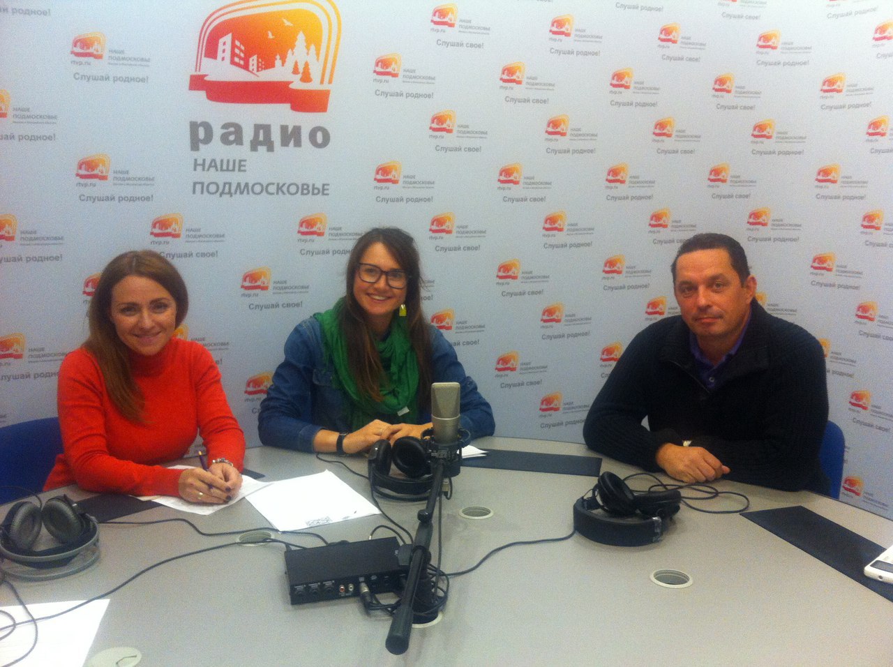 Mr. Yevtushenko talks about Sadko festival on the radio