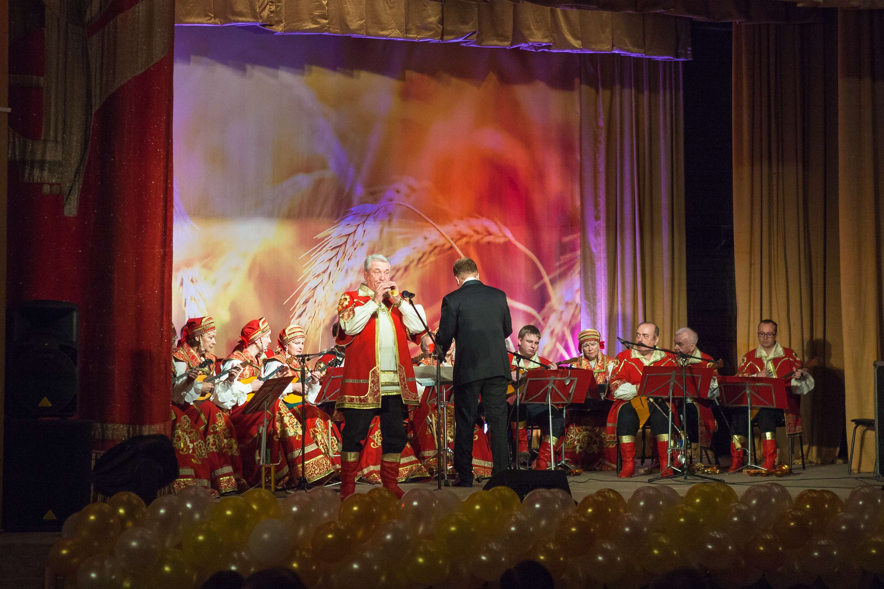 Праздничный концерт оркестра «Русские узоры»