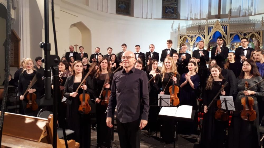 Коллективы МОФ исполнили Реквием Моцарта под управлением Йоханнеса Скудлика