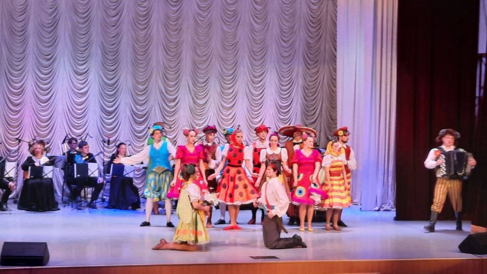 Творческие коллективы Московской областной филармонии продолжают радовать юных зрителей яркими представлениями