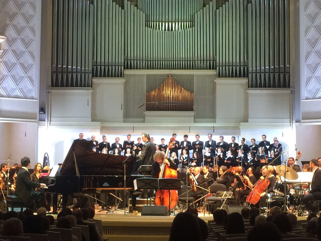 Symphojazz at Tchaikovsky Concert Hall: Ivanov brothers and MRP’s Choir