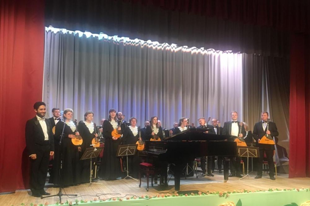 Оркестр «Русские узоры» выступил в Лобне с программой «Ступени мастерства»