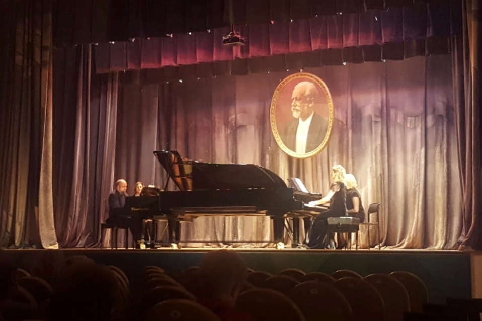 Концерт Александра Гиндина и Басинии Шульман в музее-заповеднике П.И. Чайковского