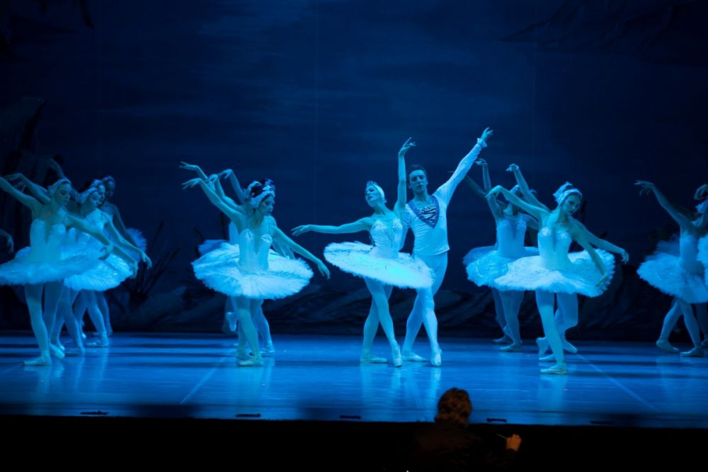 Фестиваль «Планета балета» открылся спектаклем «Лебединое озеро»